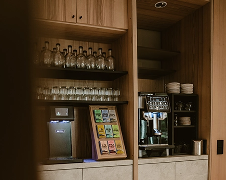 Kaffee- und Teestation im Hotel zwölf87 – Traumwerk in Ravensburg